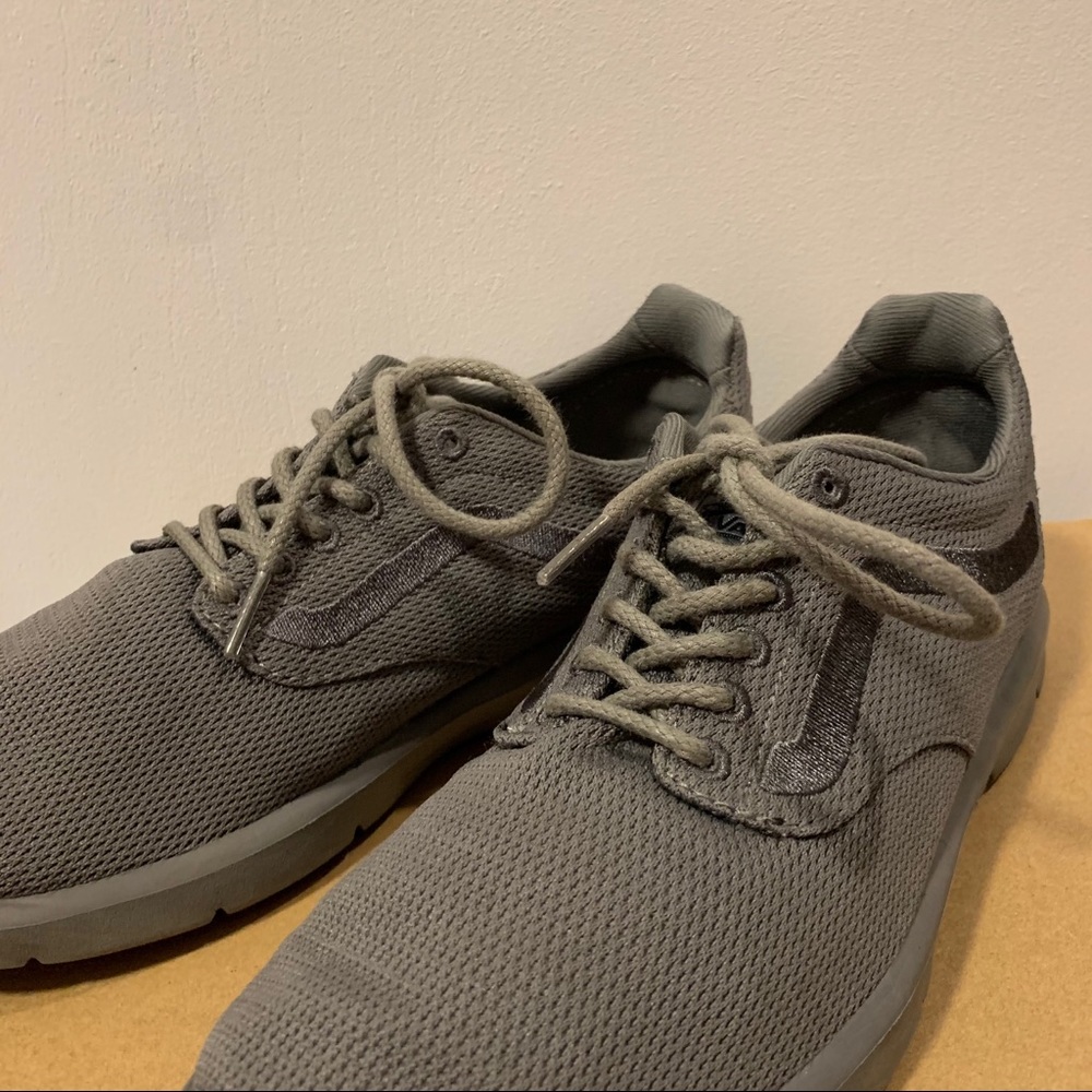 vans ultra crush lite grey